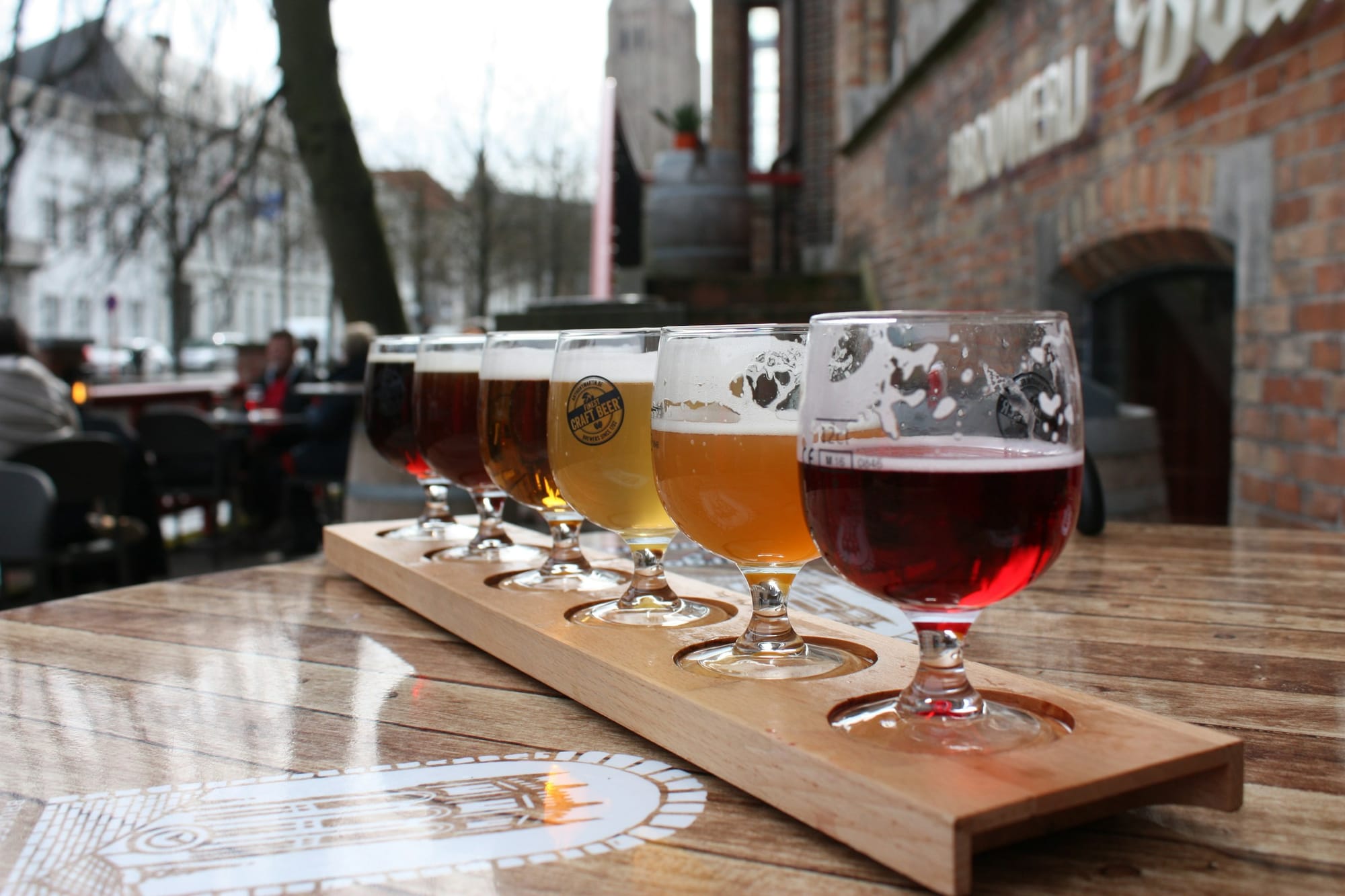 A beer tasting tour in Bruges is the perfect excursion for a large group