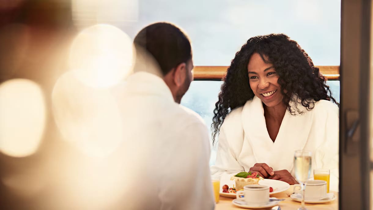 A champagne breakfast is included in the Dulux package