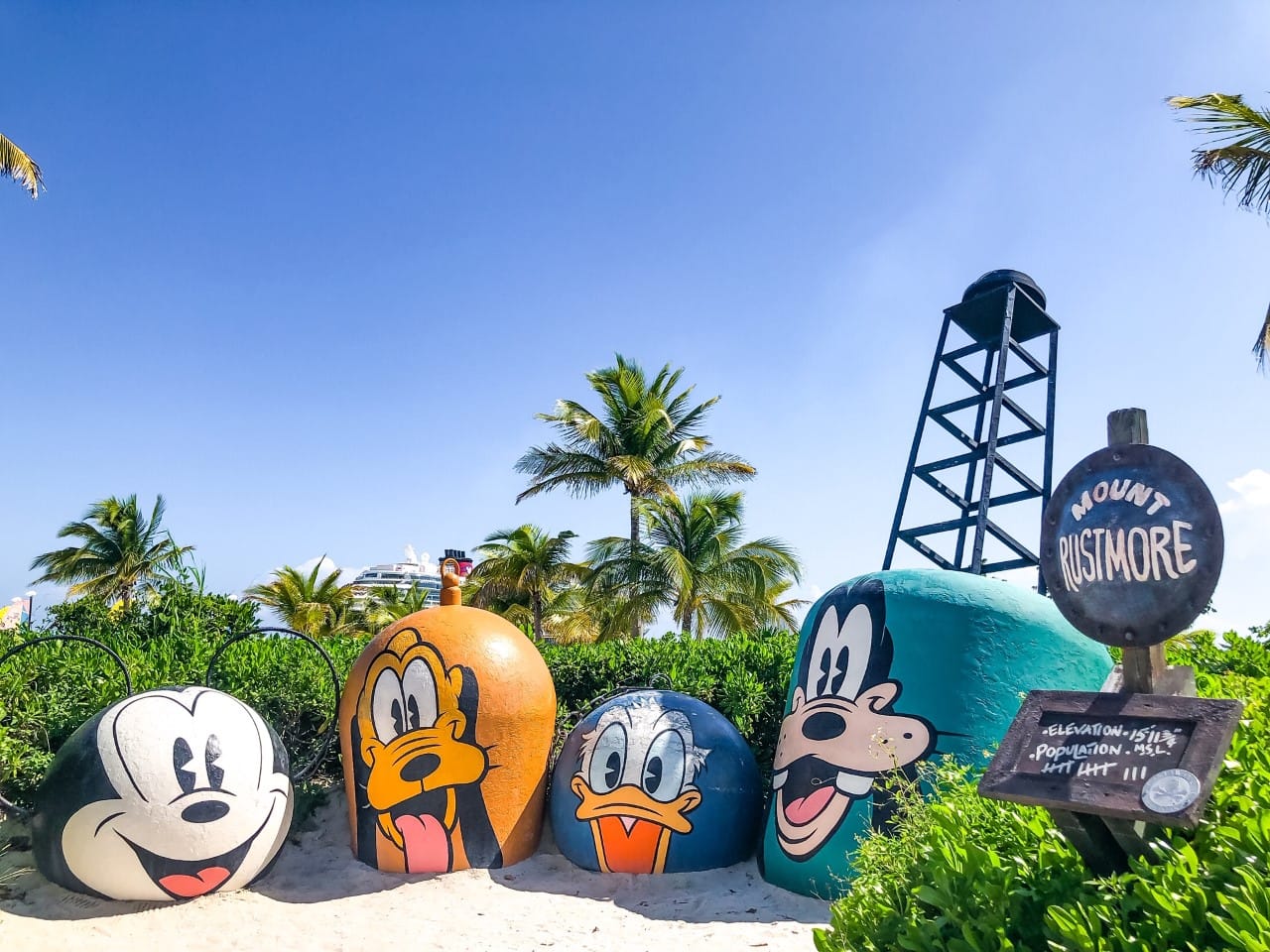 Mount Rustmore is the perfect place for a family picture