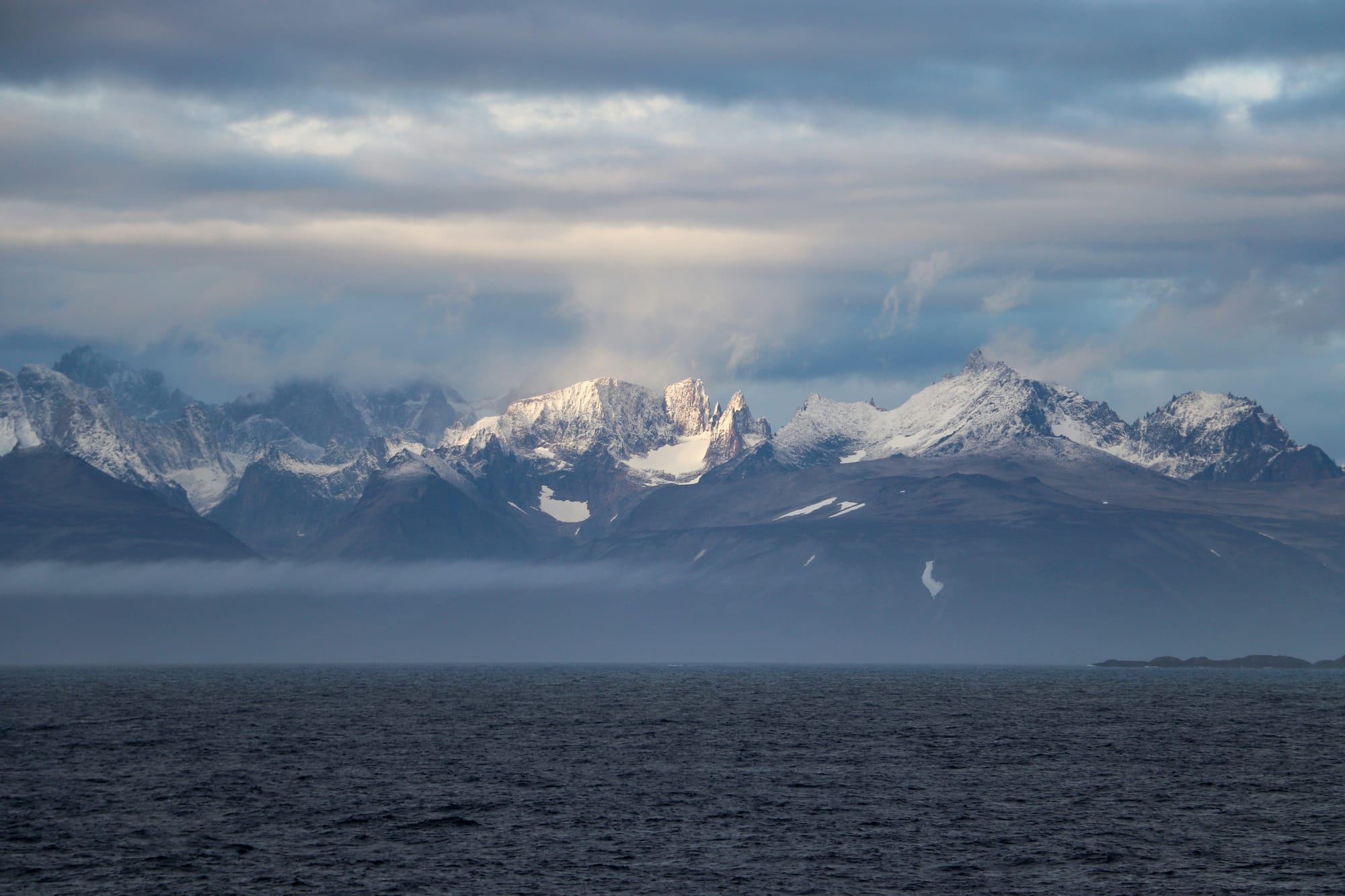 Explore the wilderness of the mountains and Arctic Sea in Kristiansund