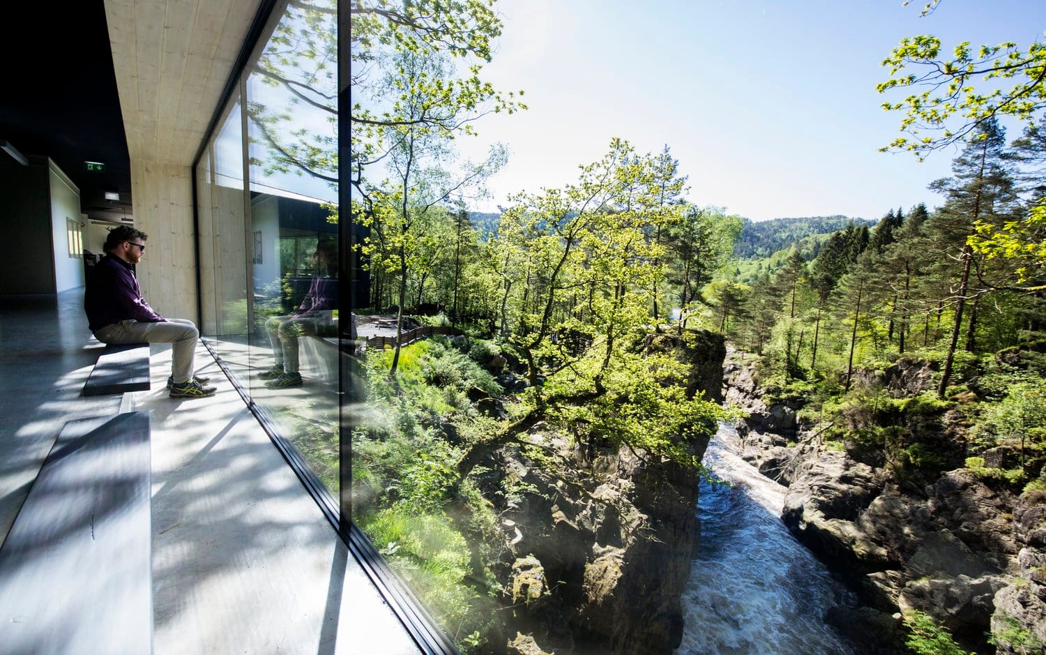 Learn about the importance of salmon fishing to Norway at Kvåsfossen